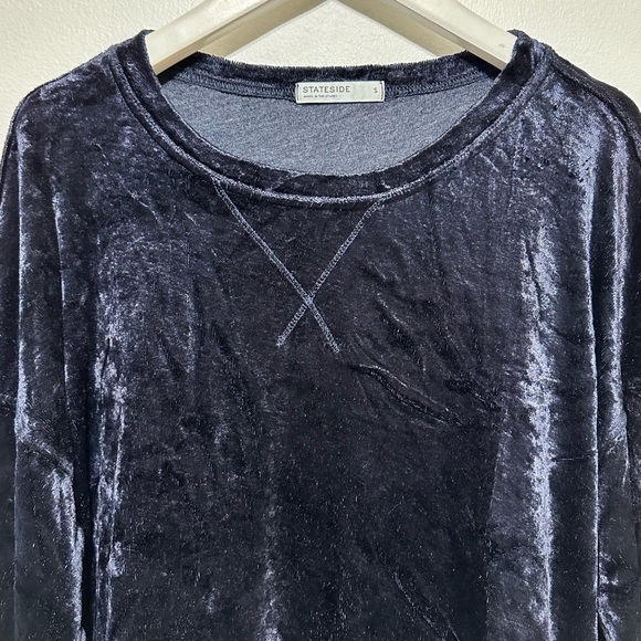Stateside Deep Navy Blue Velvet Women’s Sweatshirt Size Small - Picture 4 of 9